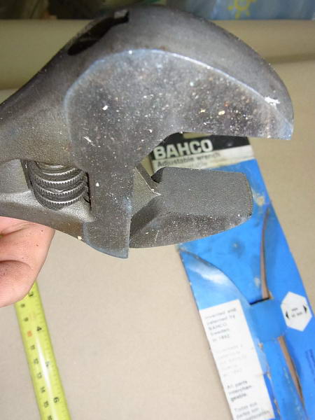 ประแจเลื่อน BACHO 15นิ้ว ใหม่เก่าเก็บ.. สภาพไม่ผ่านการใช้งาน