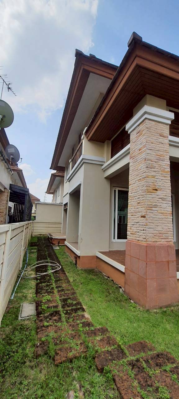 🔥 ขายด่วน! บ้านเดี่ยว หมู่บ้าน เศรณีรายา 1 (Serranee Raya 1) ราคาดีสุดในโครงการ เพียง 5,690,000 บาท