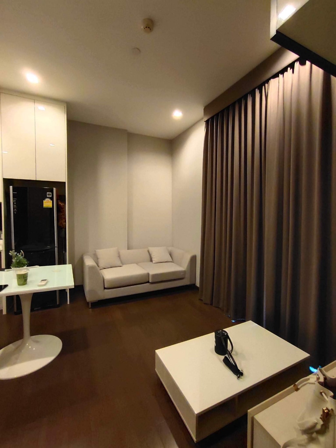 ขาย / เช่า คอนโด Q Asoke (คิว อโศก) 1 ห้องนอน 1 ห้องน้ำ ขนาด 37 ตรม ชั้น 10 ห้อง 1678/25 ห้องตกแต่งครบพร้อมอยุ่ ราคาเช่า 22000 บาท