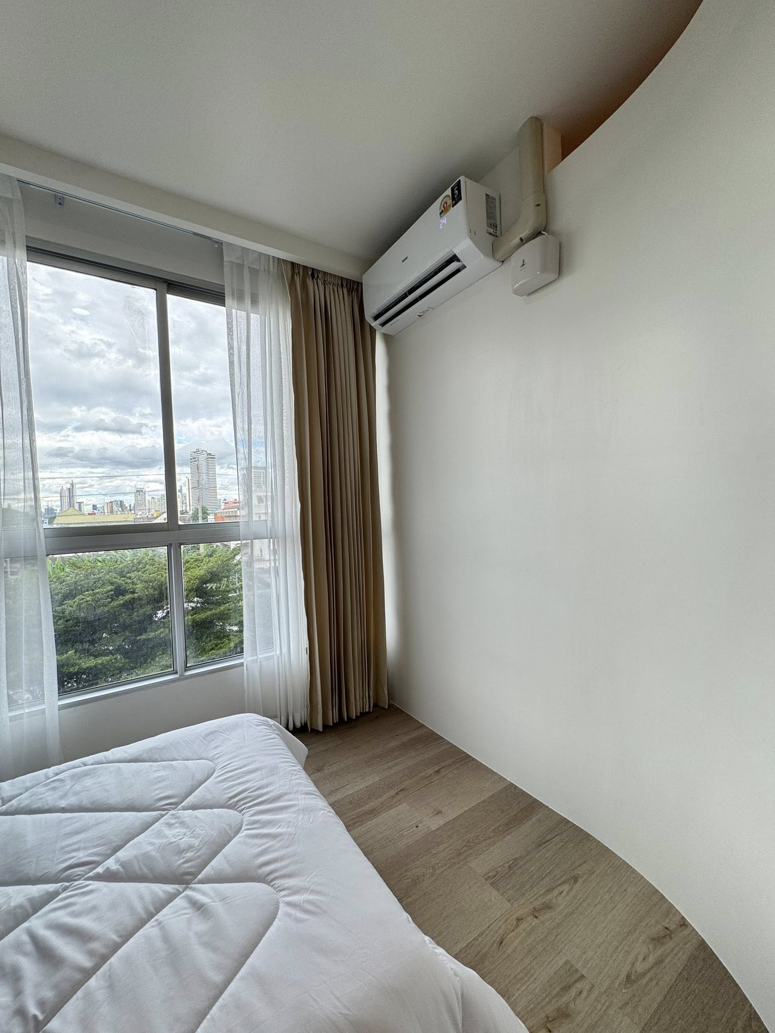 ขายคอนโด ไลฟ์ แอท รัชดา–ท่าพระ / For Sale Life @ Ratchada–Tha Phra