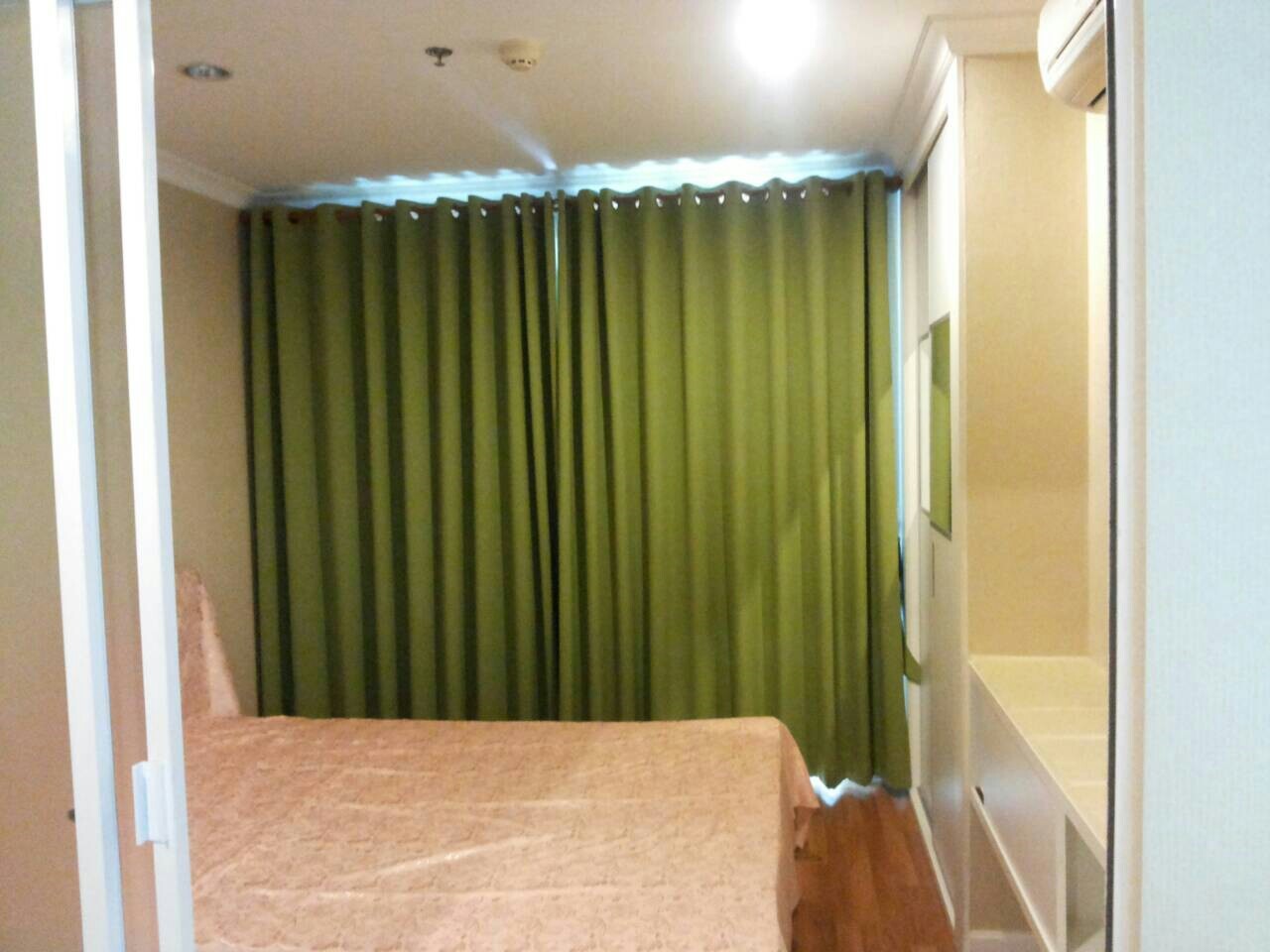 ขาย / เช่า ลุมพินี พระรามเก้า (LPN พระราม9) ชั้น 15 ทิศตะวันออก ห้องขนาด 37 ตรม.