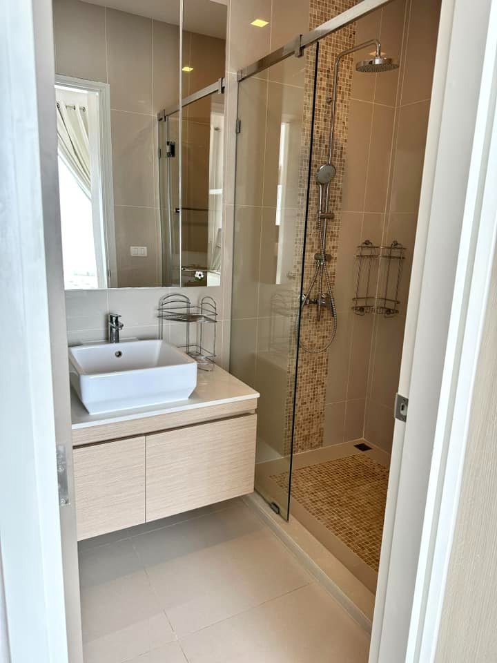 ให้เช่าคอนโด Q Asoke (คิว อโศก) 🚇 ติด MRT เพชรบุรี ทางออก 2