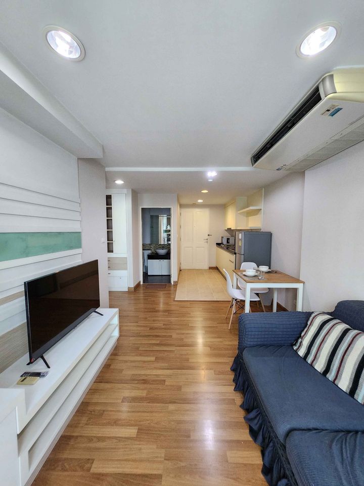 ให้เช่า The Aree Condominium (ดิ อารีย์ คอนโดเนียม) อารีย์ ซอย 4 *350 เมตรจากสถานีรถไฟฟ้าอารีย์* ชั้น 6 ขนาดห้อง 45 ตรม. 1 ห้องนอน