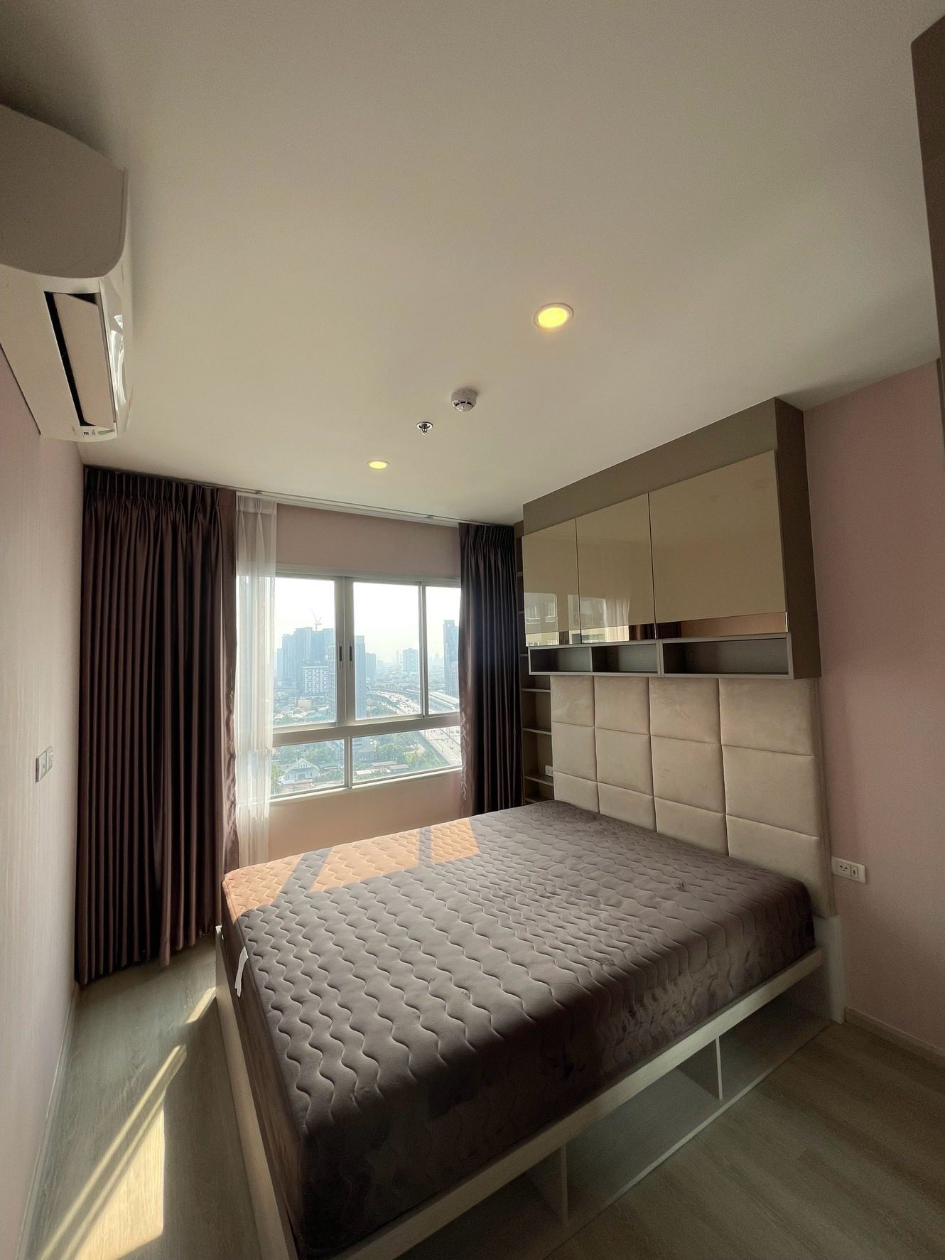 🔥 ขายด่วน! Elio Sathorn - Wutthakat (เอลลิโอ สาทร - วุฒากาศ) ห้องสวยบิ้วอินครบ วิวสูง ใกล้ BTS วุฒากาศ! 🔥