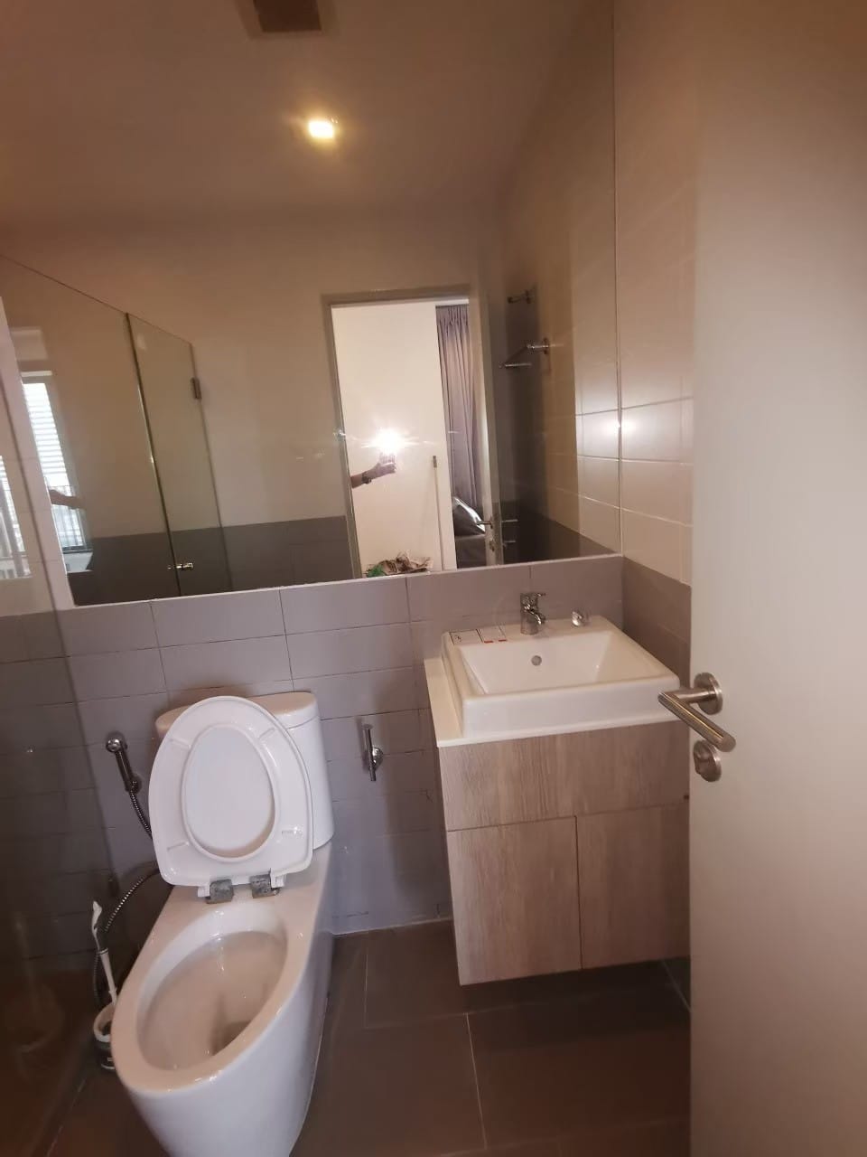 คอนโดให้เช่า คอนโดให้เช่า ที่ IDEO Mobi Rama 9 (ไอดีโอ โมบิ พระราม 9) ใกล้ BTS พระรามเก้า 2 ห้องนอน