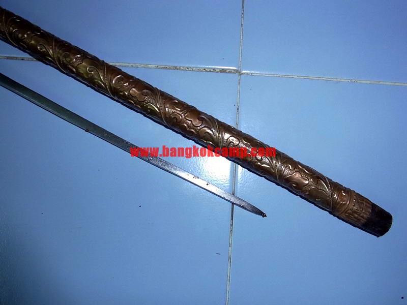 ไม้เท้าทองเหลือง หัวนกอินทรีย์ ซ่อนมีด