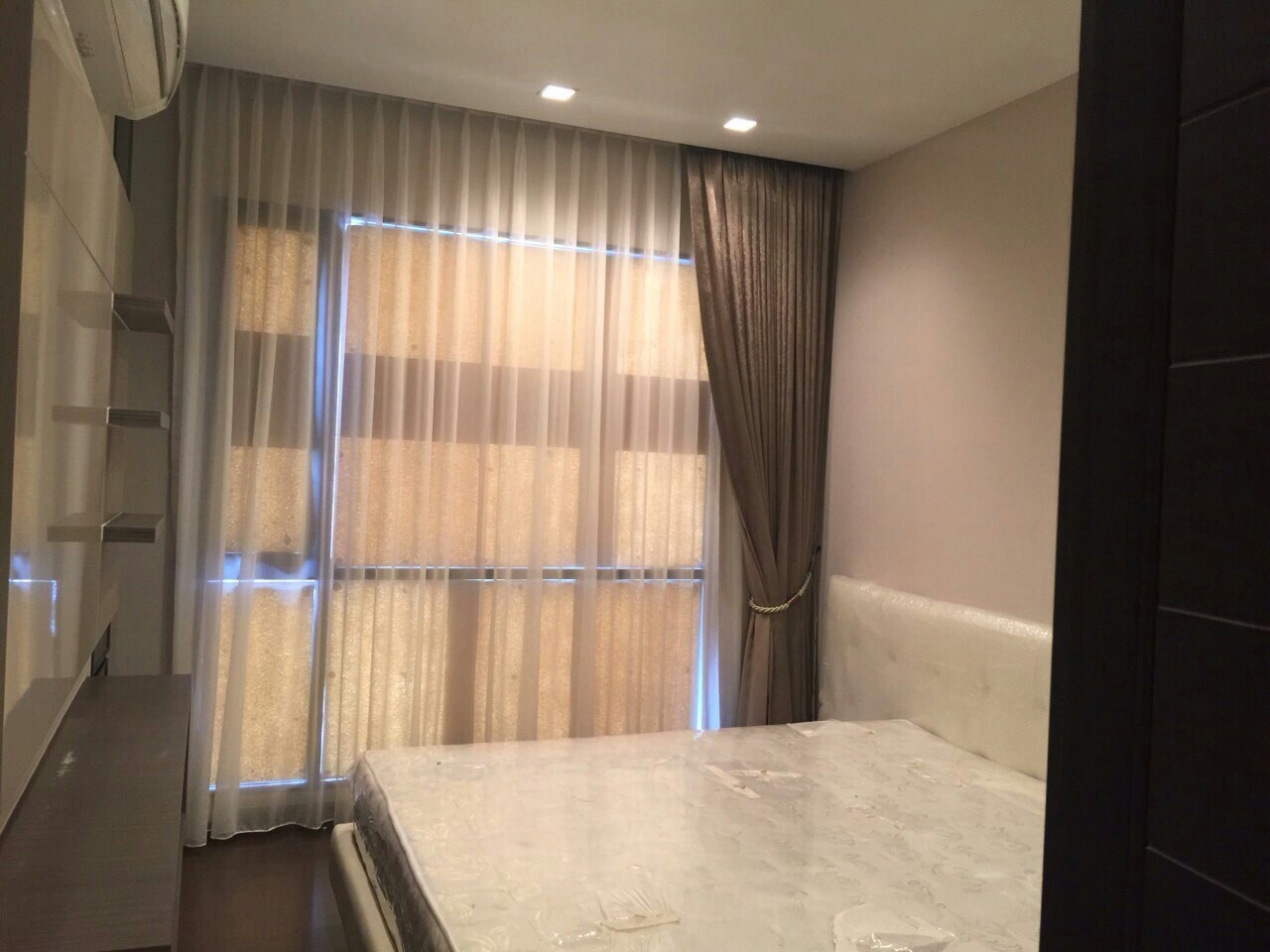 ให้เช่าคอนโด Ivy Ampio 2 ห้องนอน 2 ห้องน้ำ พื้นที่ 75ตรม. ชั้น 22 เฟอร์นิเจอร์ครบ พร้อมเข้าอยู่ ราคาเช่า 45,000 บาท/เดือน