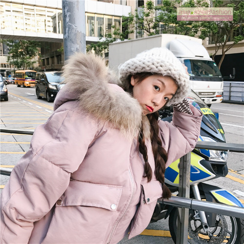 สีเขียว : เสื้อสเวตเตอร์ ไหมพรมคอตั้ง ลายทางในตัว ผ้ายืดได้เยอะ