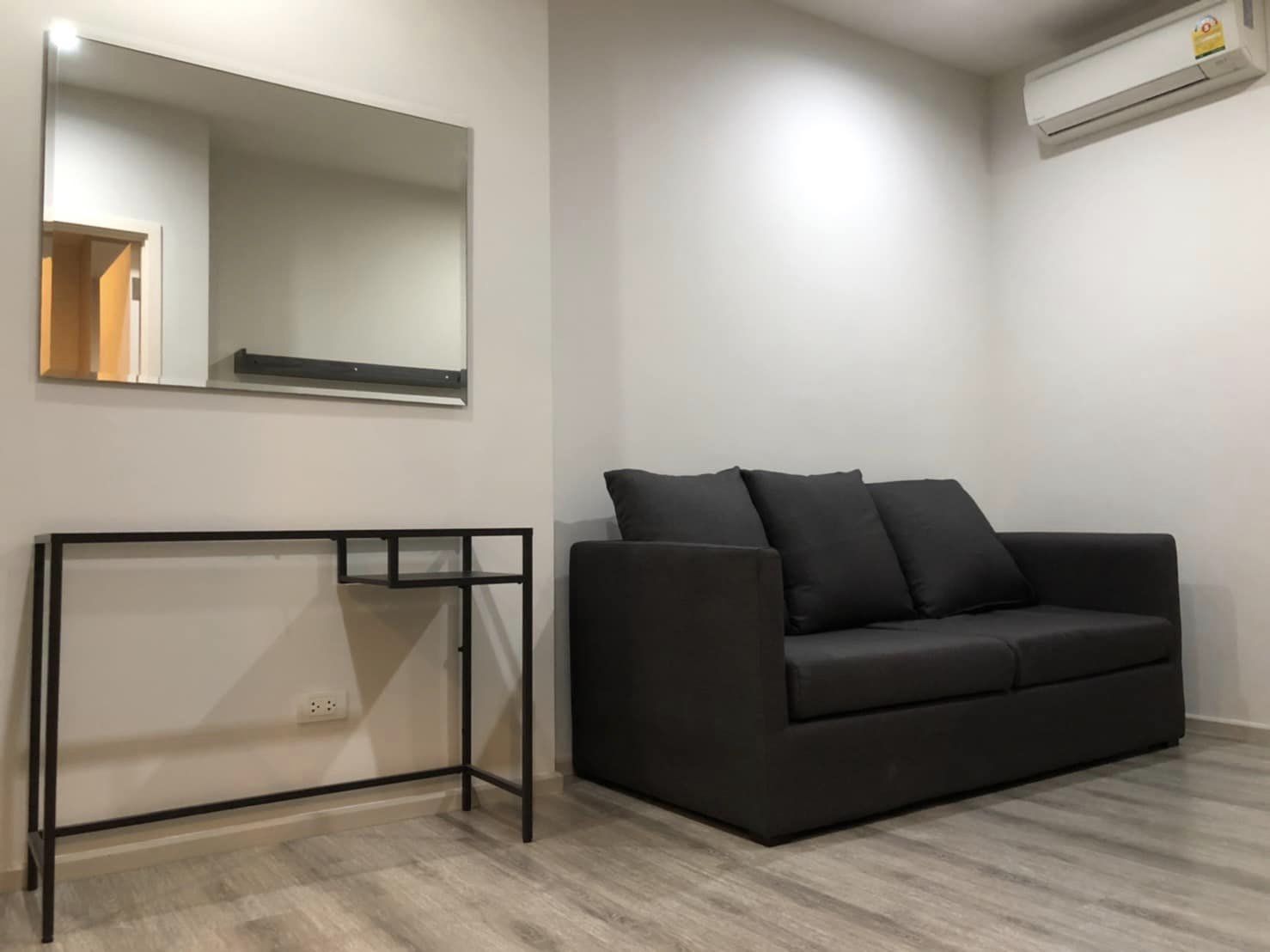 ให้เช่าคอนโดตกแต่งพร้อมอยู่โครงการ Centric Ari Station 300 เมตรจาก BTS อารีย์ คอนโด Centric Ari Station (เซ็นทริค อารีย์ สเตชั่น) 1 ห้องนอน