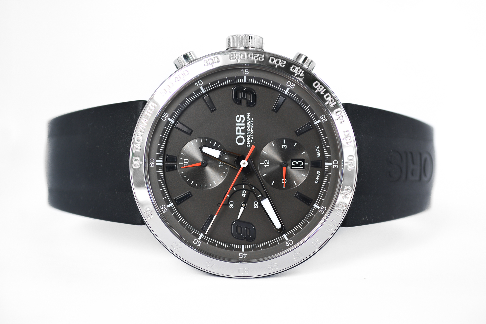 Oris TT1 Chronograph Automatic ขอบเงา สายยาง (Sold)