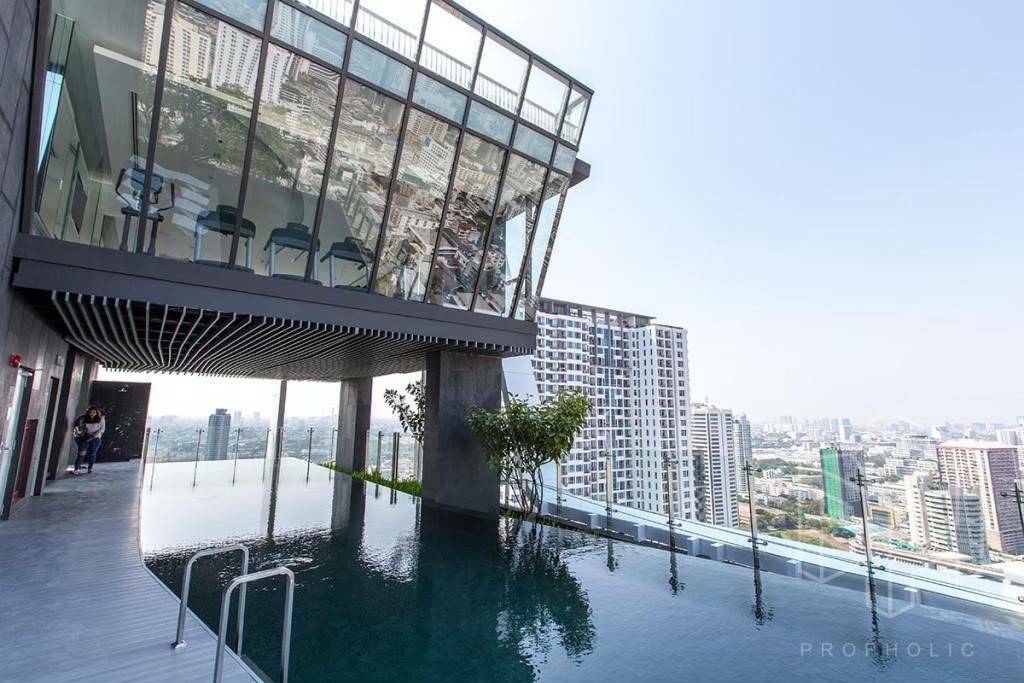 ขาย / ให้เช่าคอนโด Ideo Q Ratchathewi (ไอดีโอ คิว ราชเทวี) มี 2 ยูนิตให้เลือก ห้องแต่งครบพร้อมเข้าอยู่