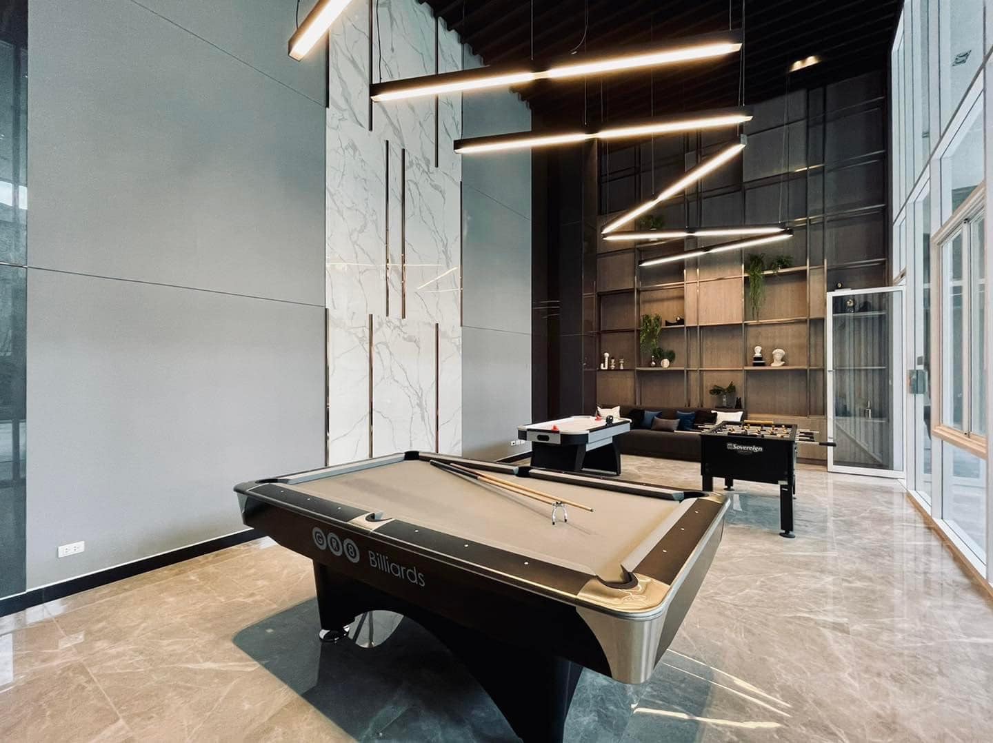 ให้เช่าคอนโด Supalai Veranda Ramkhamhaeng (ศุภาลัย เวอเรนด้า รามคำแหง) - 2 ห้องนอน; 2 ห้องน้ำ; ครัวแยก; ห้องมุม