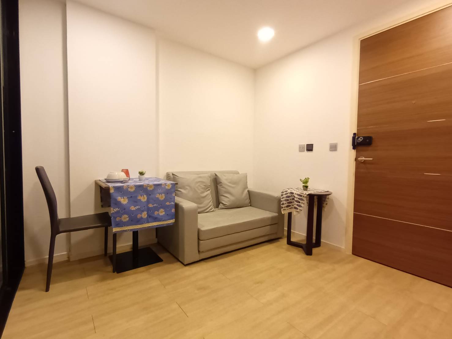 ให้เช่าคอนโด Atmoz Ladprao 71 (แอทโมซ ลาดพร้าว 71) ใกล้ MRT ลาดพร้าว