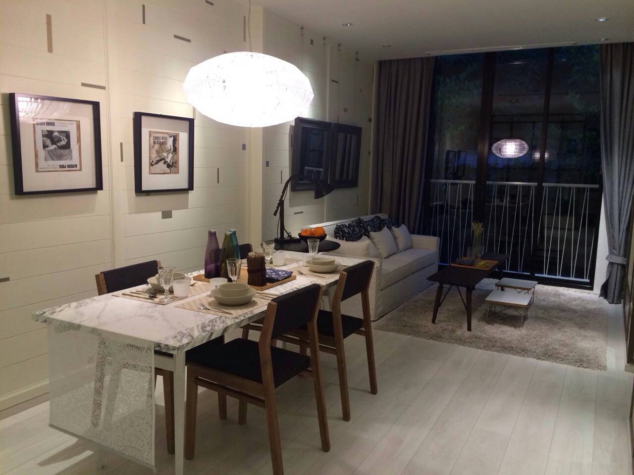 ายดาวน์คอนโด Noble Recole (โนเบิล รีโคล สุขุมวิท 19) 2 ห้องนอน 2 ห้องน้ำ
