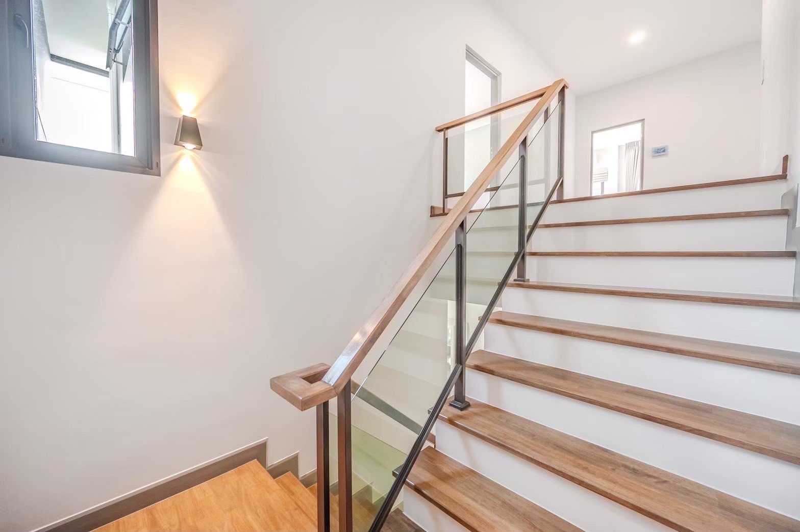 ให้เช่าบ้านเดี่ยว หมู่บ้าน เดอะซิตี้ บางนา / For Rent The City Bangna (English below)