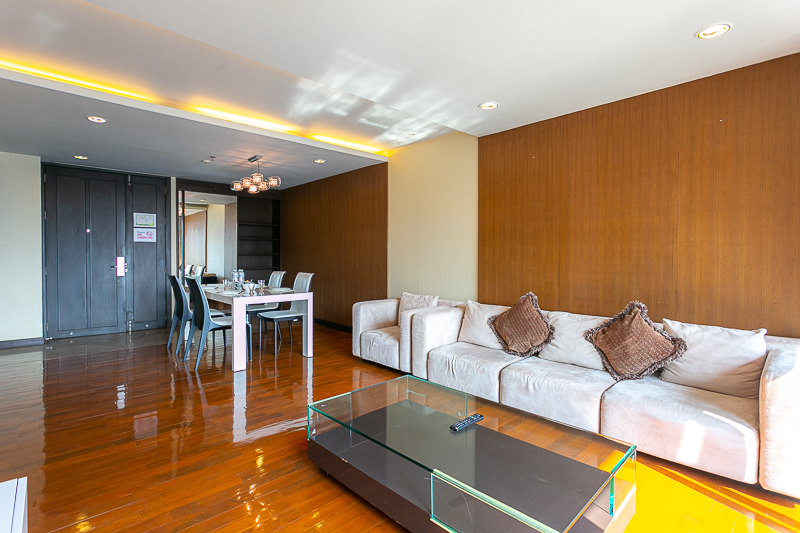 ให้เช่าคอนโด Double Tree Residence (ดับเบิ้ล ทรี เรสซิเด้นซ์) 2 ห้องนอน 2 ห้องน้ำ ขนาด 150 ตรม ชั้น 1 ราคาเช่า 45,000 บาท