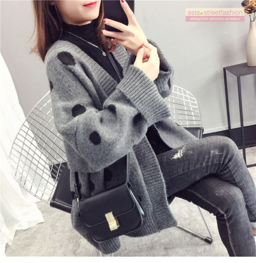 เสื้อกันหนาวไหมพรมถัก ทรงสวย แบบน่ารัก ทอลายจุด พร้อมส่ง เทาลายดำ