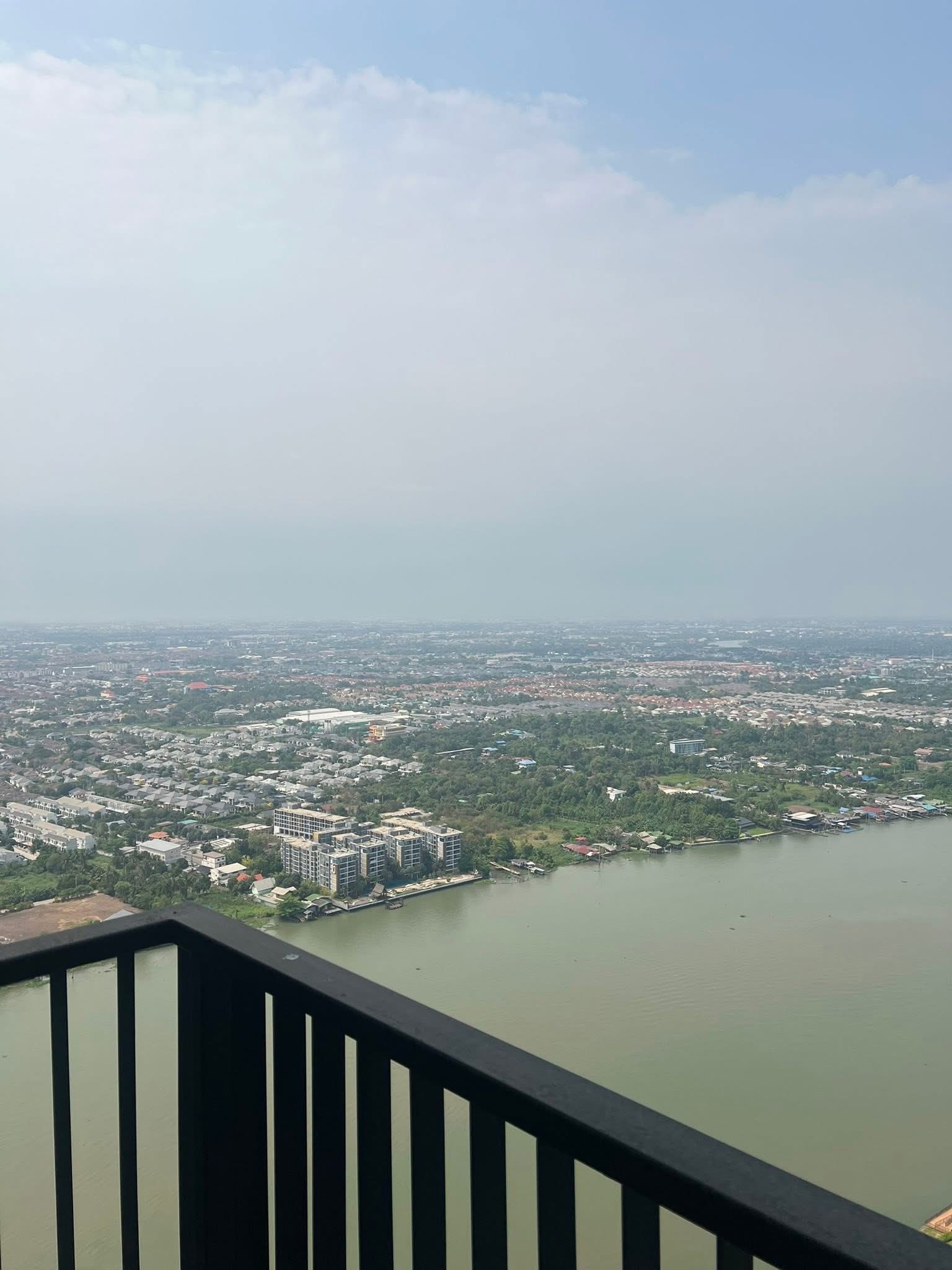 ให้เช่าคอนโด The Politan Rive (เดอะ โพลิแทน รีฟ) ติดแม่น้ำเจ้าพระยา ขนาด 31.12 ตร.ม.