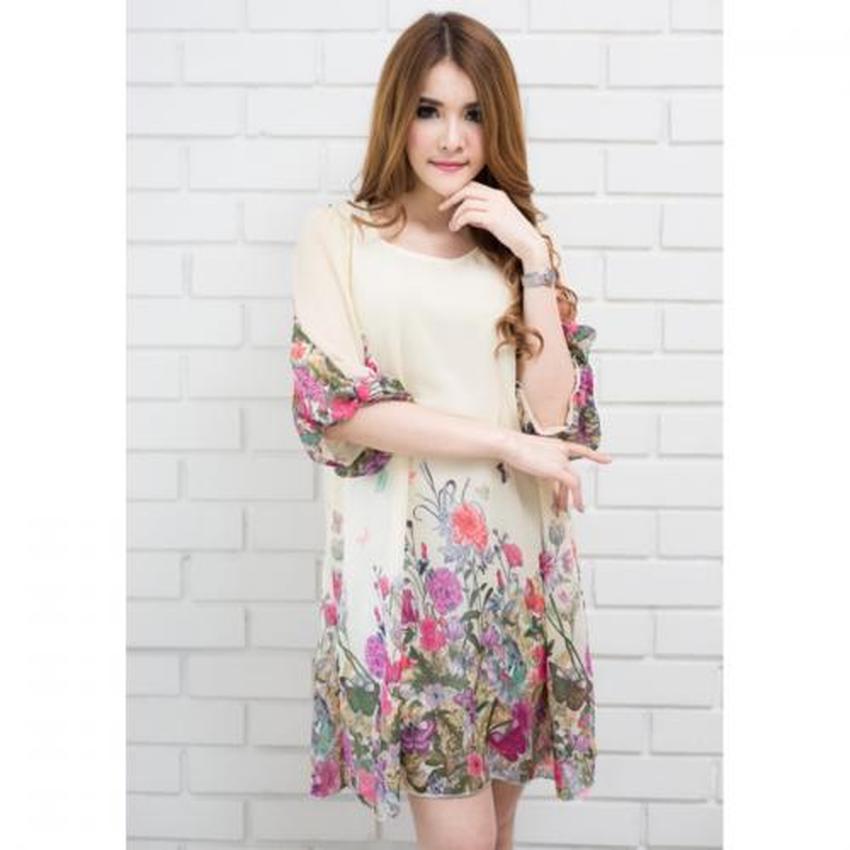 Fashionstory แฟชั่นชุดเดรสออนไลน์เดรสยาวเนื้อนิ่ม พิมพ์ลายดอกไม้ สีครีม