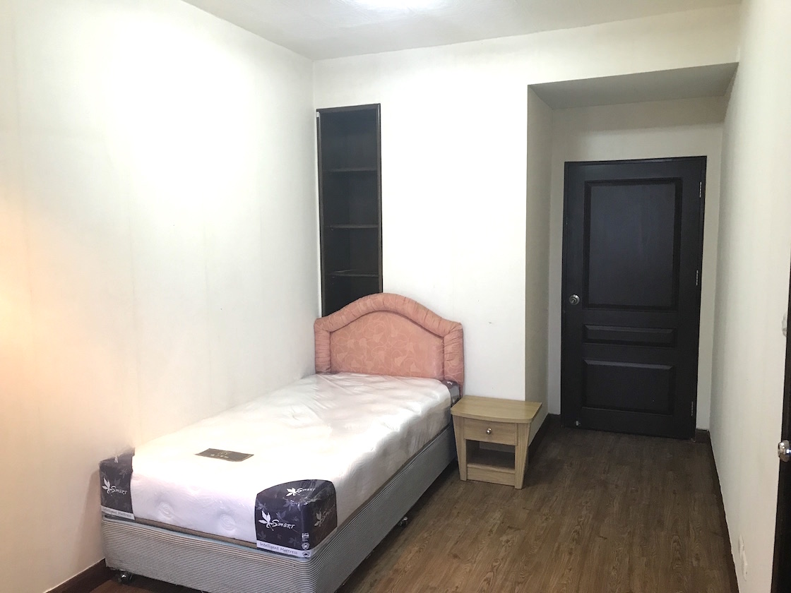 ให้เช่าคอนโด The Waterford Condominium (เดอะ วอเตอร์ฟอร์ด คอนโดมิเนียม) 4 ห้องนอน