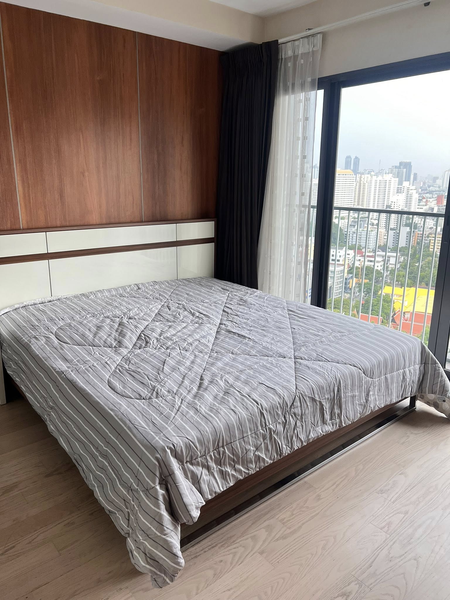 🏡✨ ขาย / เช่าคอนโดหรู ติด BTS ทองหล่อ‼ พร้อมอยู่