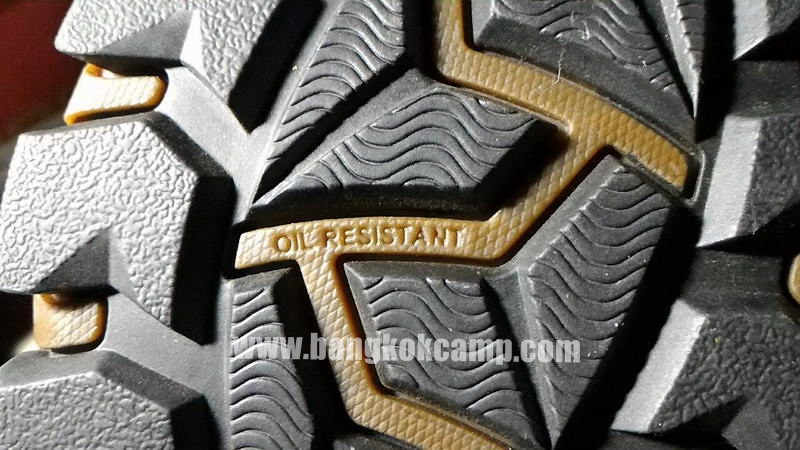 รองเท้า Keen หัวเหล็ก ข้อสั้น