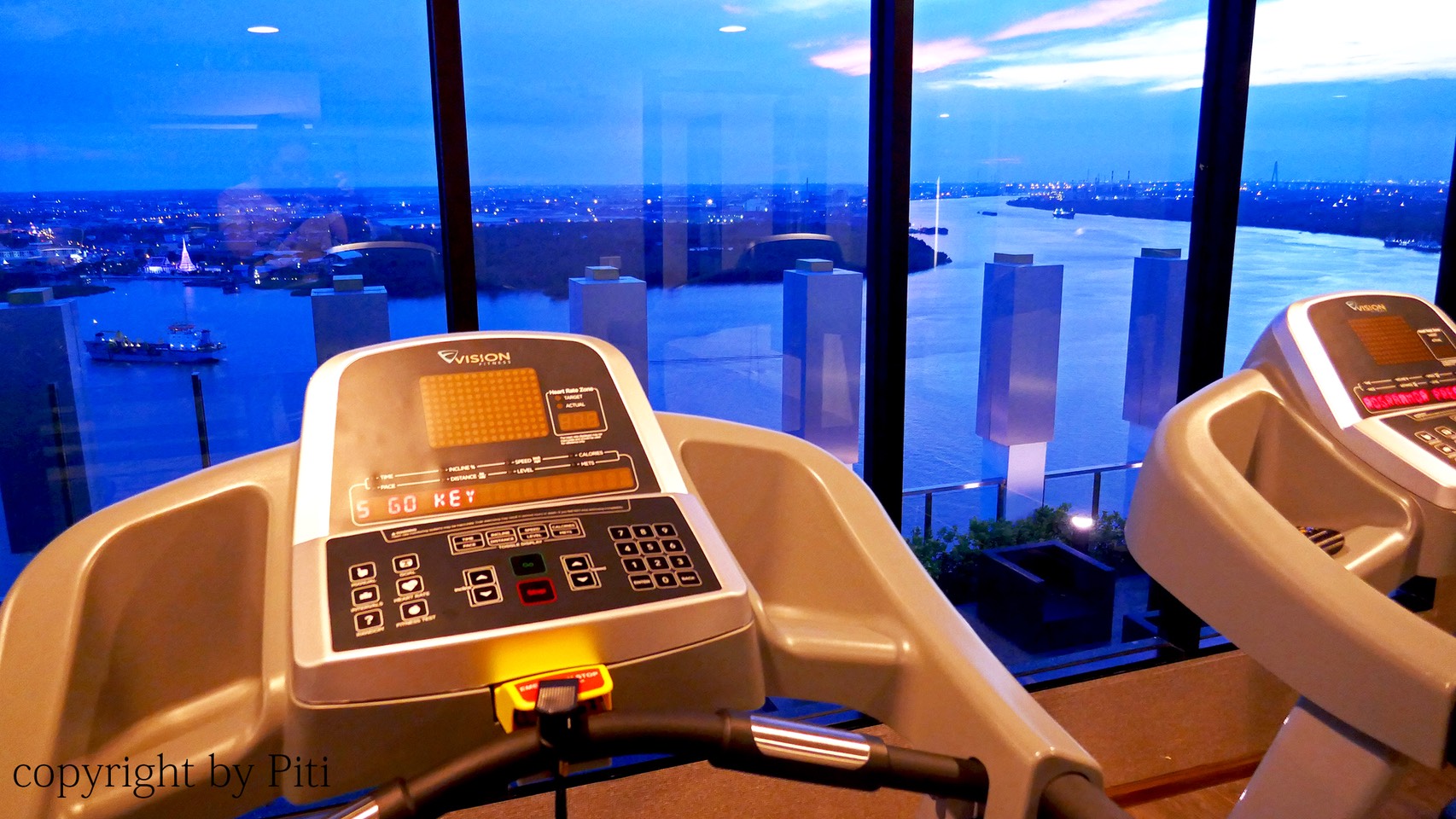 ขายคอนโด Knightsbridge Sky River Ocean (ไนท์บริดจ์ สกาย ริเวอร์ โอเชี่ยน) 1 ห้องนอน วิวโค้งแม่น้ำ