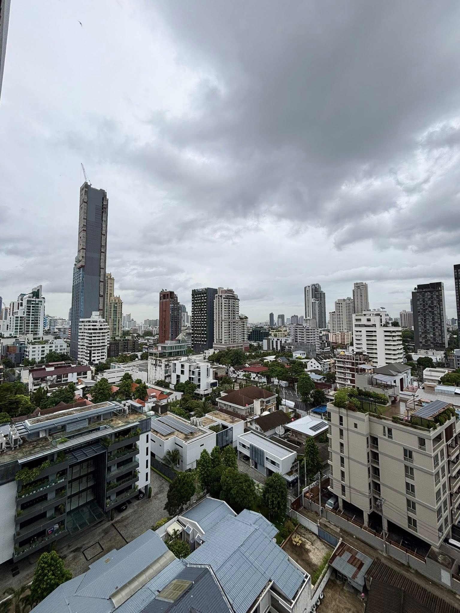 🏢 ให้เช่าคอนโด! Edge Sukhumvit 23 (เอดจ์ สุขุมวิท 23) ห้องมุม ชั้น 10 ขนาด 42 ตร.ม. แบบ 1 ห้องนอน พร้อม อ่างอาบน้ำ