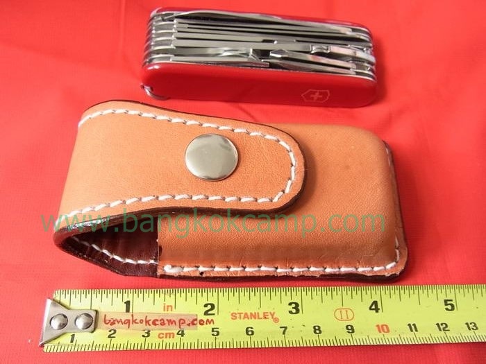 ซองหนังแท้ ใส่ Victorinox รุ่น SwissChamp (สีน้ำตาล)