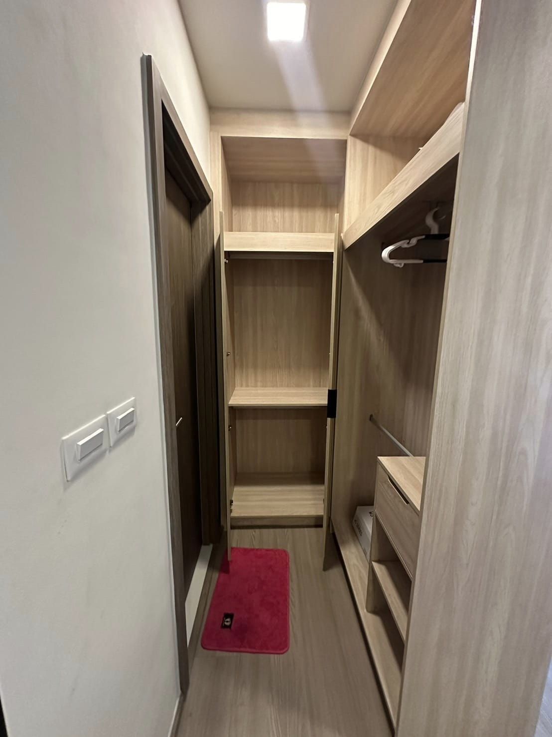 ให้เช่าคอนโด The Muve Bangkhae - เดอะ มูฟ บางแค 1 ห้องนอน 1 ห้องน้ำ ห้องแบบ studio ขนาด 26 ตรม. กั้นห้องครัว พร้อมเฟอร์ เครื่องใช้ไฟฟ้า