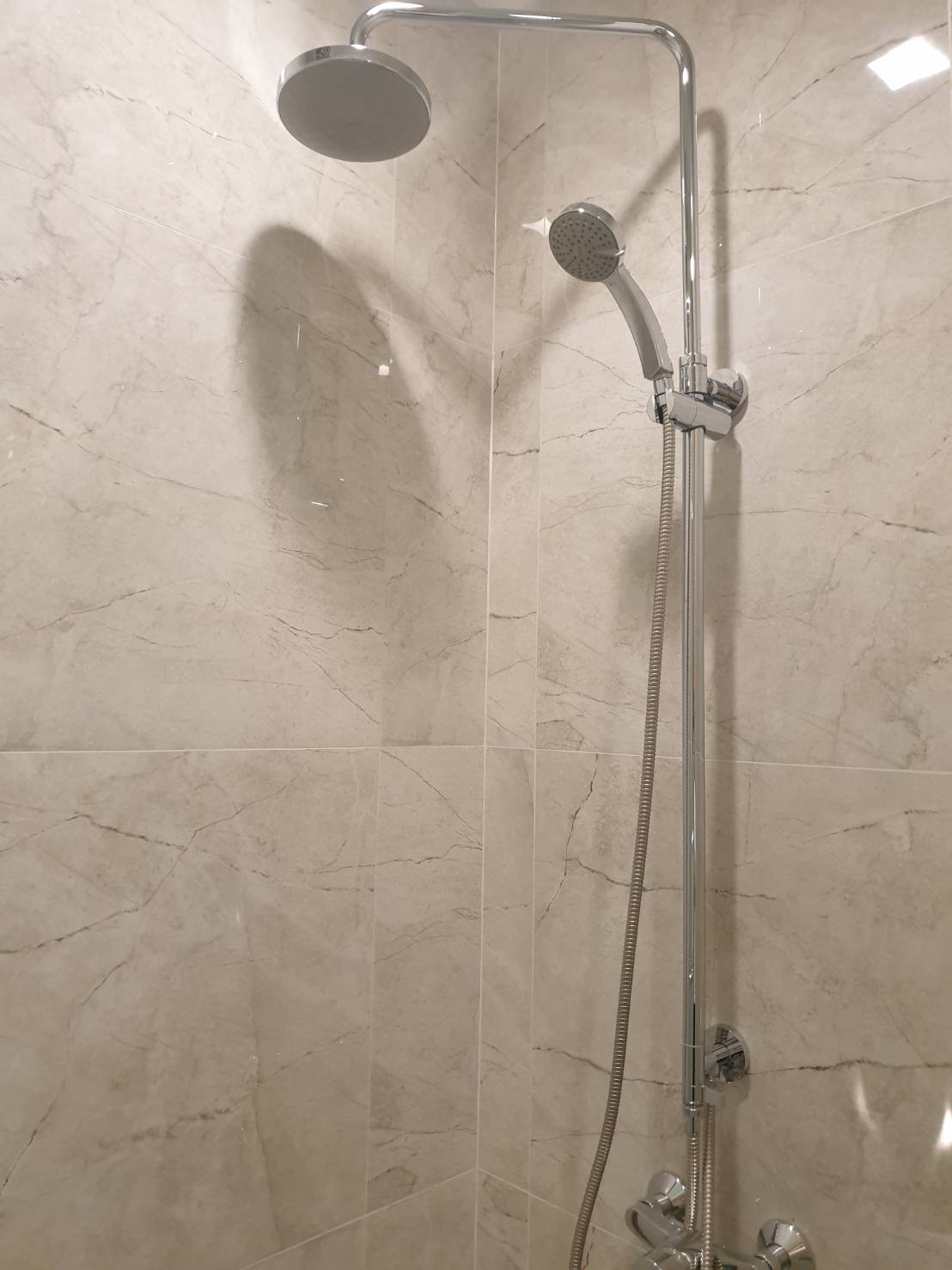 ให้เช่าคอนโดหรูย่านพร้อมพงษ์ ห้องใหม่ เพิ่งแต่งเสร็จ Noble Around 33 (โนเบิล อราวน์ เทอร์ตี้ทรี)