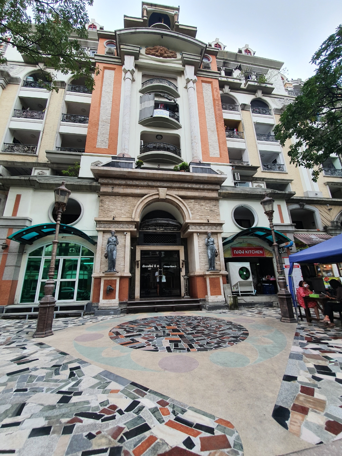 ขาย / เช่าคอนโด Champs Elysees Tiwanon (ฌ็องเซลิเซ่ ติวานนท์) ขายราคา 830,000 บาท / เช่า 5,500 บาท/ เดือน