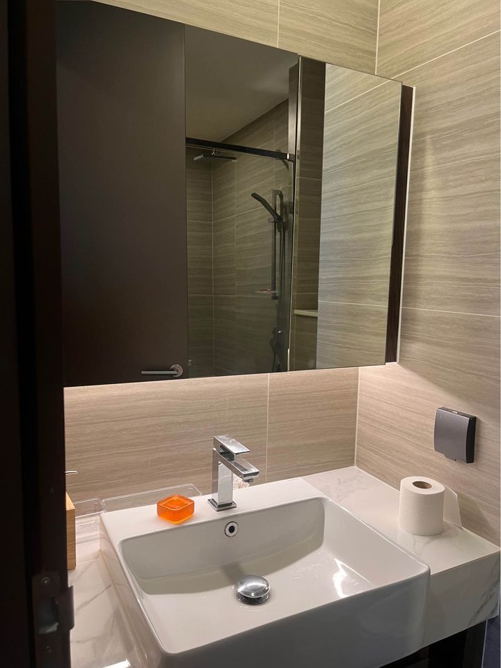 ให้เช่าคอนโด Park Origin Thonglor : พาร์ค ออริจิ้น ทองหล่อ 2 ห้องนอน 2 ห้องน้ำ มีอ่างอาบน้ำ ขนาด 67 ตรม