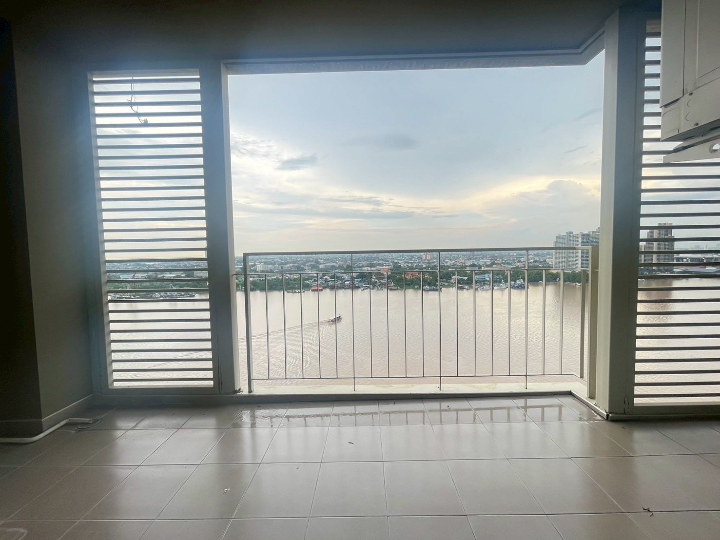 🏡✨ ให้เช่าคอนโด Lumpini Park Riverside Rama 3 (ลุมพินี พาร์ค ริเวอร์ไซด์ พระราม 3)