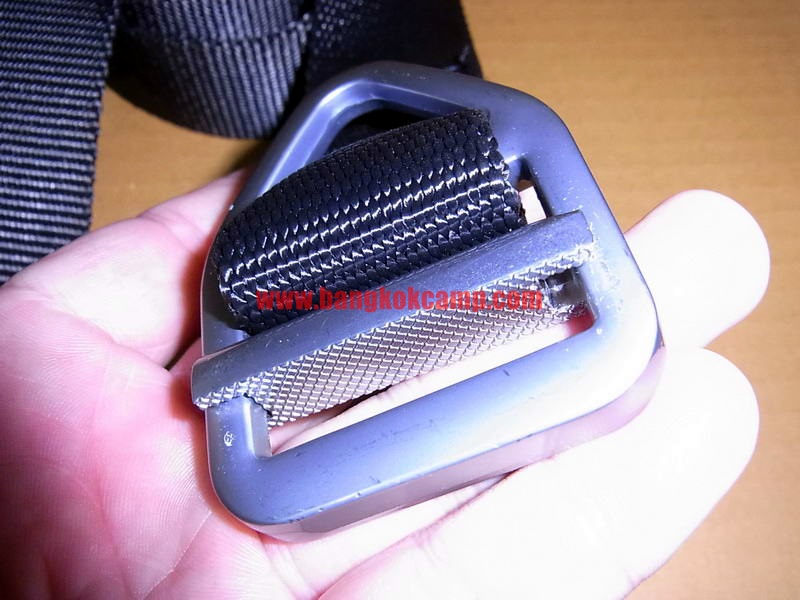เข็มขัด หัวโลหะขาว สีดำ