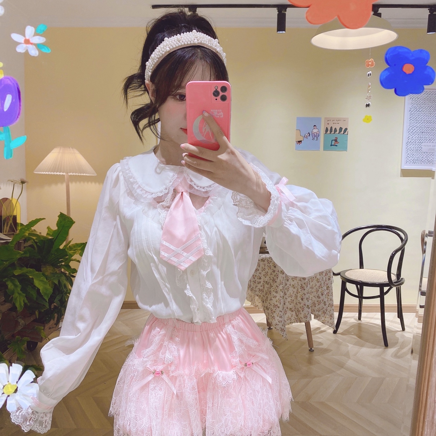 Summer Joy : พรีออเดอร์ กางเกงลูกไม้สีชมพูหวานขอบเอวยางยืด น่ารักๆ