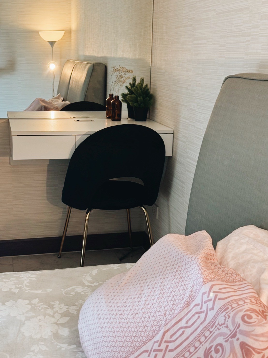 ✨ ให้เช่า VERTIQ Condo Sripraya – Siam (เวอร์ติค คอนโด สี่พระยา – สยาม) ✨ คอนโดห้องรีโนเวทใหม่ ใกล้ MRT สามย่านเพียง 300 เมตร เดินทางสะดวก ใกล้ จุฬา, สีลม, สาทร, สยาม