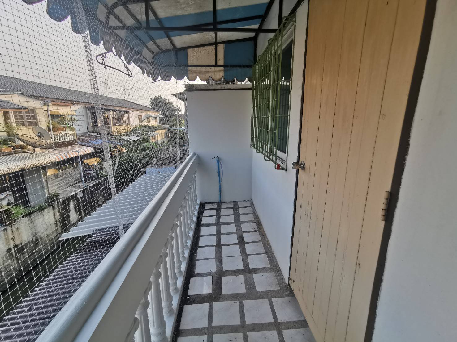 ขาย / เช่า ทาวน์เฮ้าส์ 2 ชั้น แต่งครบพร้อมอยู่ หมู่บ้านนิชดา ปากเกร็ด ทำเลดี ใกล้ตลาด ทาวน์เฮ้าส์ 2 ชั้น 16 ตารางวา 2 ห้องนอน 1ห้องน้ำ