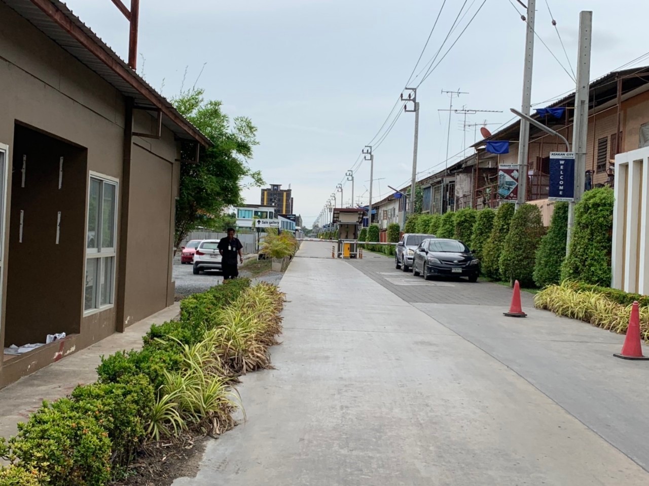 ขายคอนโด อัสสกาญจน์ซิตี้ รามคำแหง 186 (ASAKAN CITY ramkhamhaeng) สตูดิโอ 1 ห้องน้ำ ขนาดห้อง 27.25 ตารางเมตร ตึก 4 มีทั้งหมด 8 ชั้น ห้องอยู่ชั้น 5