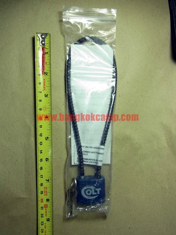Colt Cable Lock....กุญแจล๊อกปืน Colt ..แท้ ใหม่เก่าเก็บ (แบบ1)