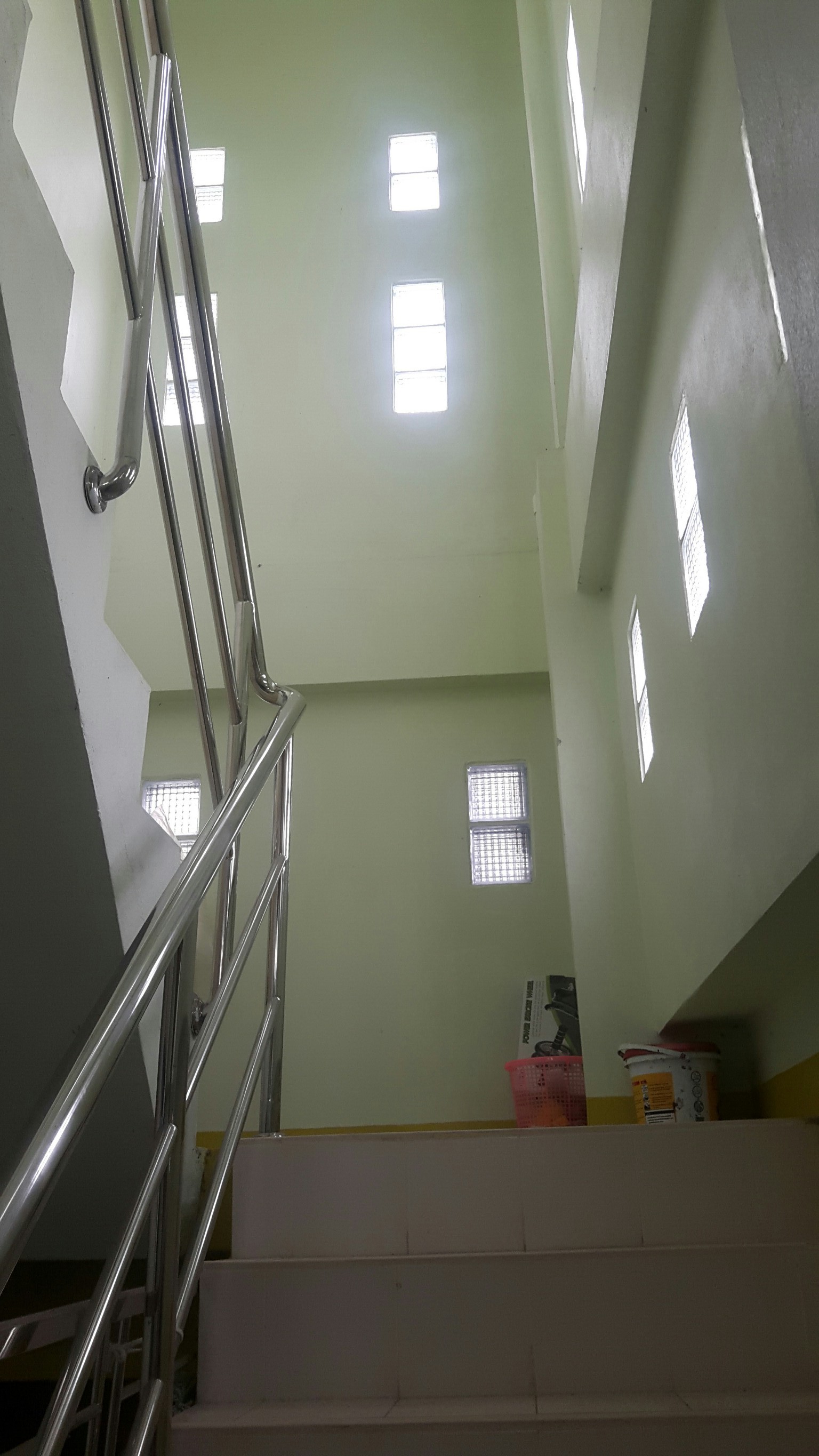 รหัสทรัพย์ 33318 ขายห้องเช่า(อพาร์ทเม้นท์ ลาดกระบัง 46 ) 2 ชั้น อยู่ในซอย ลาดกระบัง 46