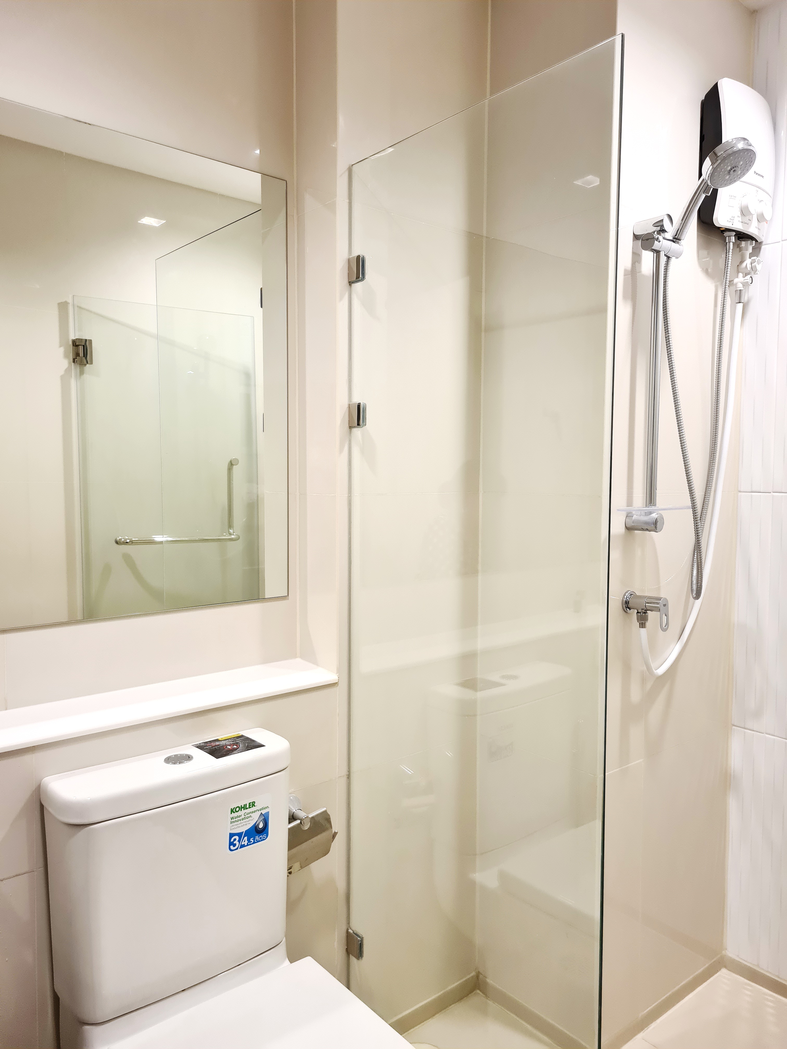 ขาย / เช่า Life One Wireless (ไลฟ์ วัน ไวร์เลส) แยกเพลินจิต ห้อง#A19B19 ห้องขนาด 28.29 ตรม. ชั้น 19 สตูดิโอ วิวสุดยอด