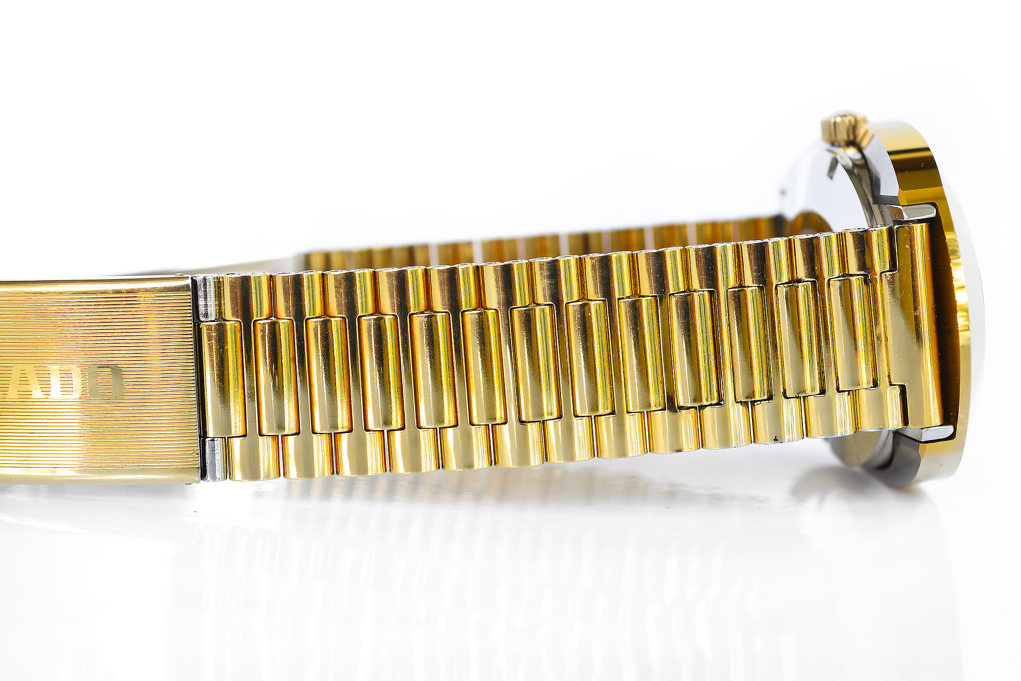 Rado Diastar เรือนทอง ฝังเพชร 18 เม็ด (Sold)