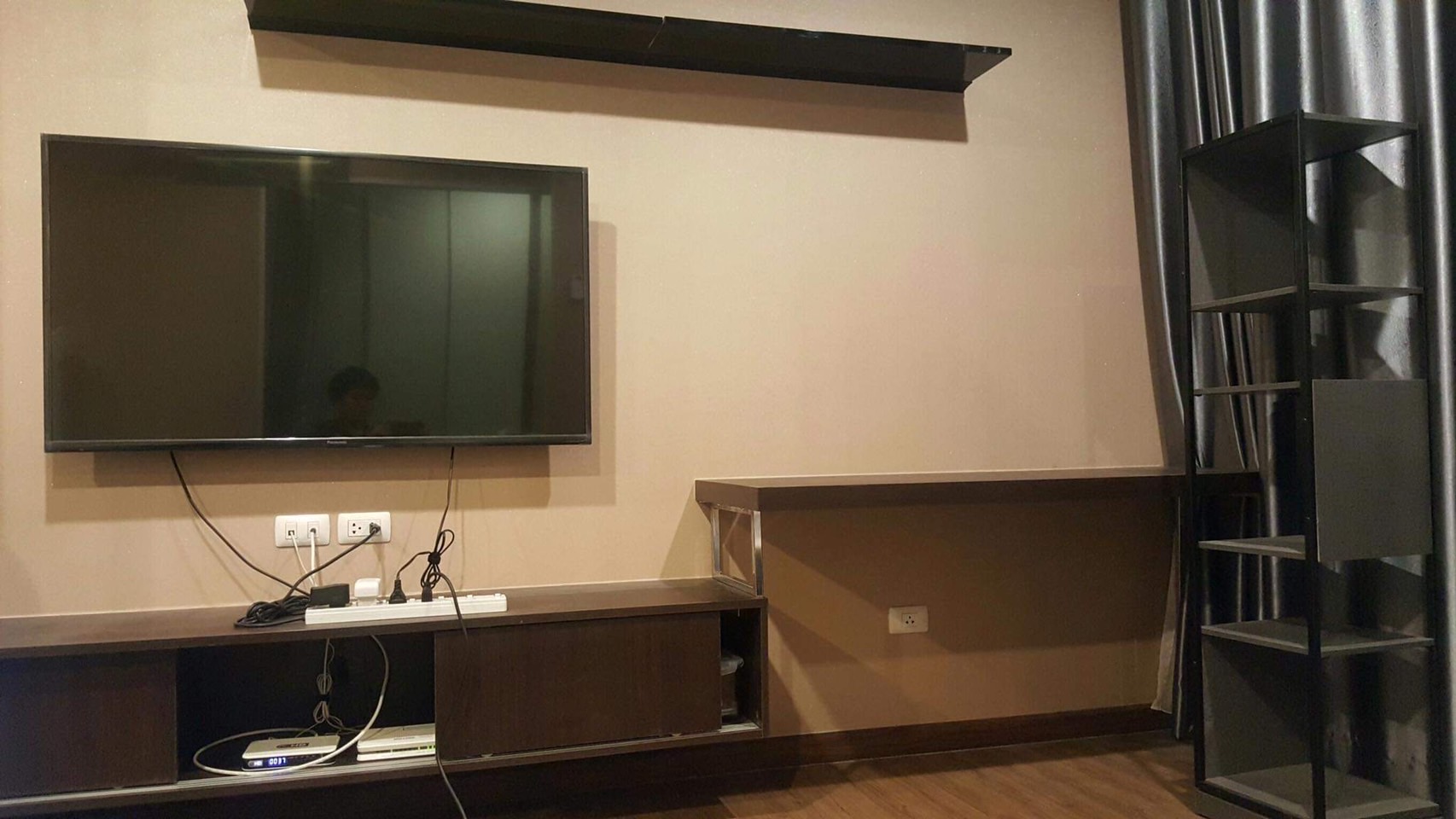 ปล่อยเช่าคอนโด Hallmark Chaengwattana (ฮอลล์มาร์ค แจ้งวัฒนะ ) 1 ห้องนอน 1 ห้องน้ำ 1 ห้องนั่งเล่น เป็นครัวเปิด มีระเบียง