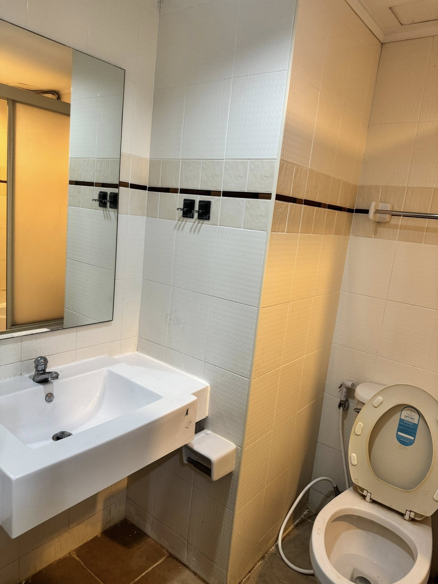 ขาย / เช่า คอนโด Lumpini Place Pinklao 2 (ลุมพินี เพลส ปิ่นเกล้า 2) ชั้น 20 ขนาด 38.60 ตร.ม. วิวถนนใหญ่ พร้อมเข้าอยู่ได้เลย