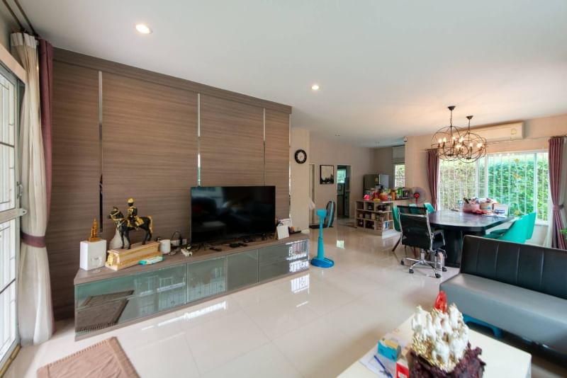 ((ขายบ้านตัวอย่าง)) หมู่บ้าน ชวนชื่นแกรนด์ เอกชัย บางบอน บ้านเดี่ยว 2 ชั้น เป็นบ้านตัวอย่างโครงการ ตกแต่งสวย