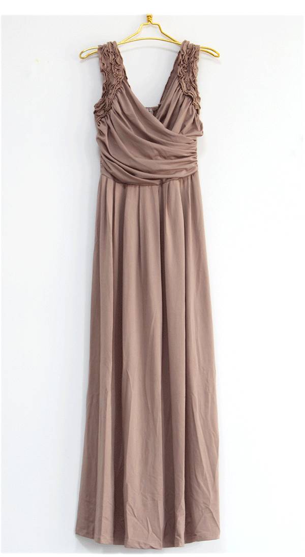 maxi dress เดรสยาว ออกงาน สีน้ำตาล คอวี ผ้าคอตตอน เซ็กซี่ ใส่ไปงานแต่ง สวยๆ