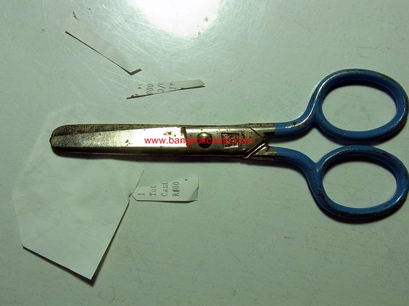 กรรไกร เยอรมัน ตราต้นมะพร้าว สภาพใช้แล้ว เก่าหายาก MADE IN GERMANY