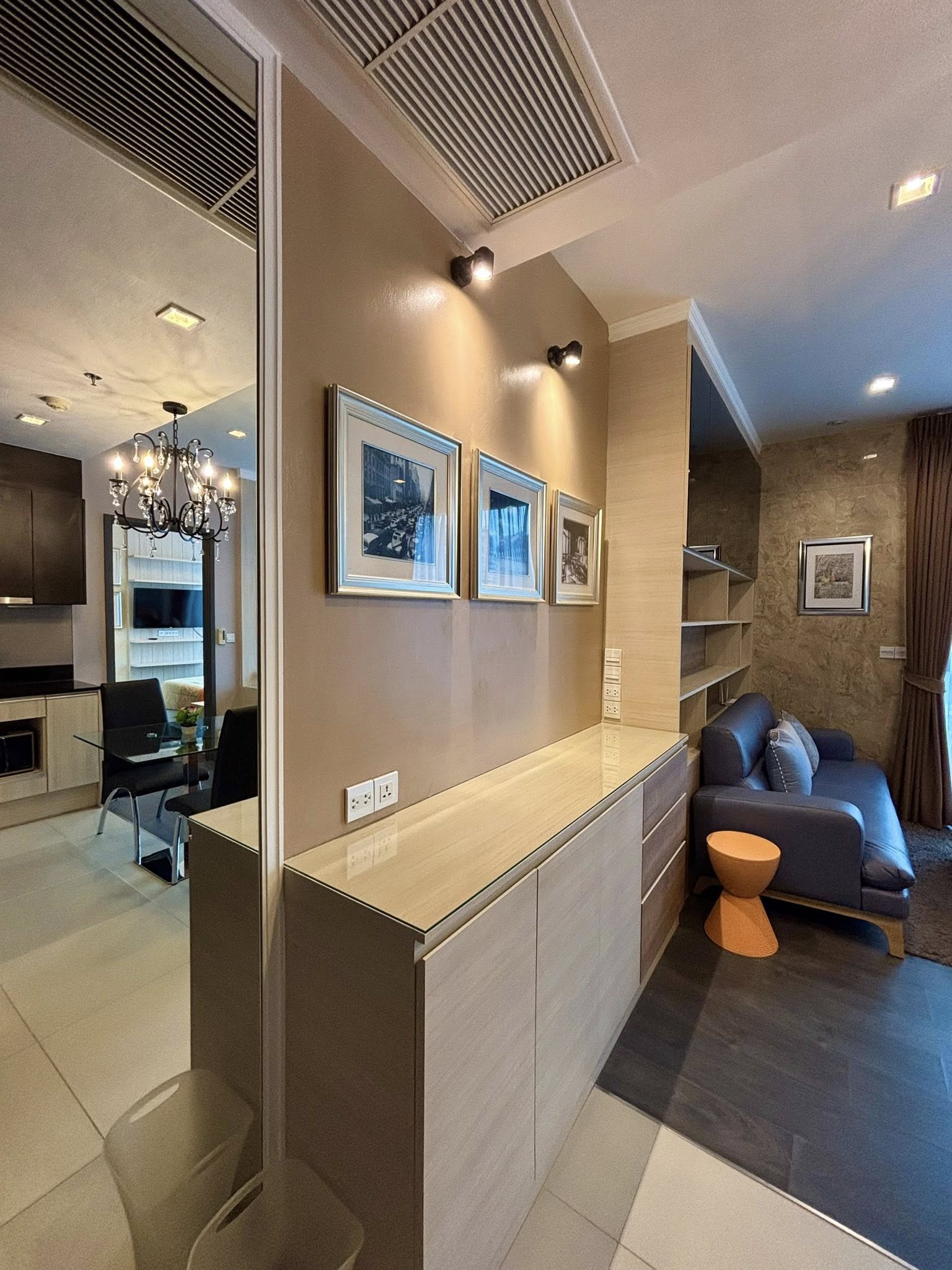 🏢 ให้เช่าคอนโด! Edge Sukhumvit 23 (เอดจ์ สุขุมวิท 23) ห้องมุม ชั้น 10 ขนาด 42 ตร.ม. แบบ 1 ห้องนอน พร้อม อ่างอาบน้ำ