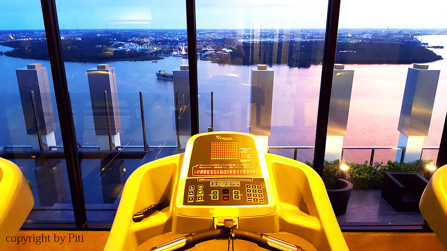 ขายคอนโด Knightsbridge Sky River Ocean (ไนท์บริดจ์ สกาย ริเวอร์ โอเชี่ยน) 1 ห้องนอน วิวโค้งแม่น้ำ